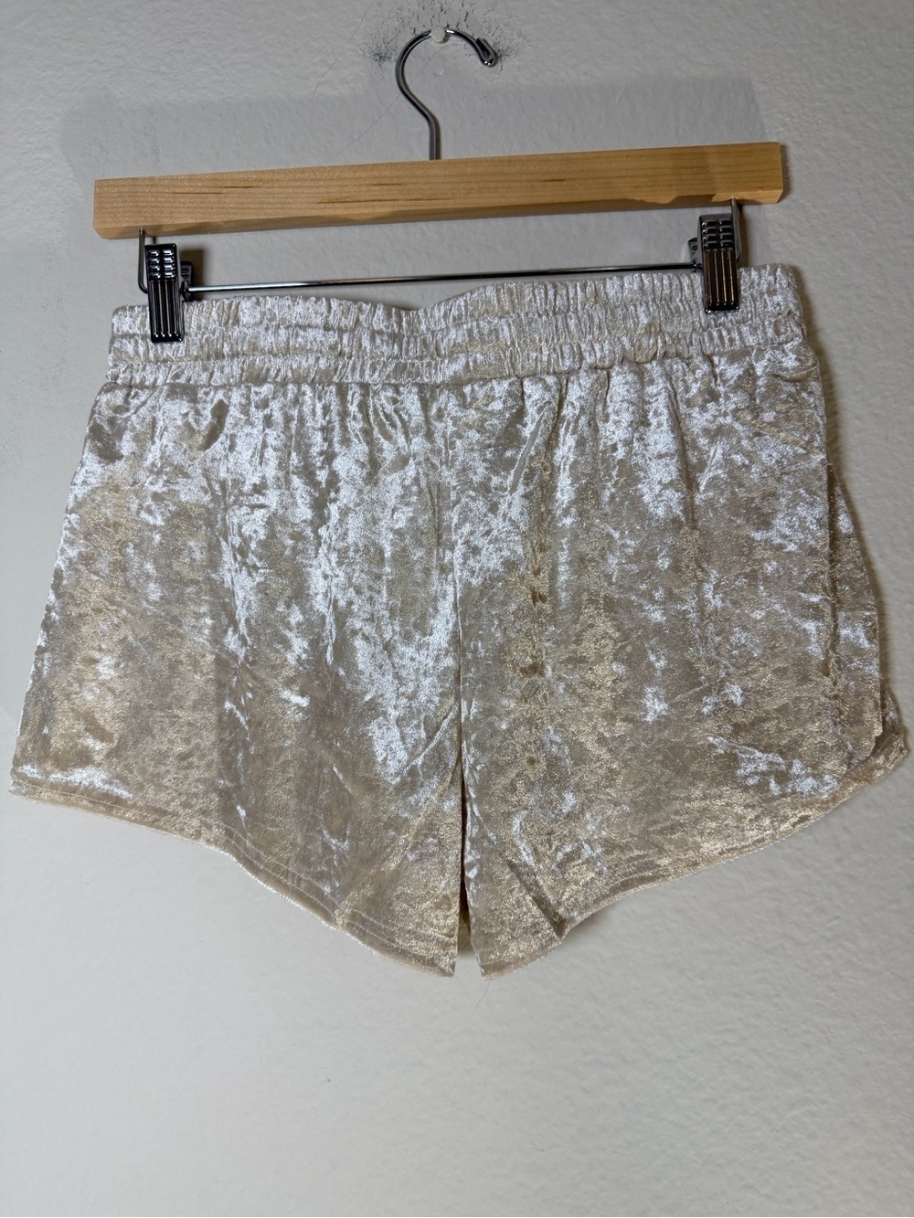 NWT Cotton Candy LA Champagne Crushed Velvet Lounge Shorts M - Picture 6 of 11